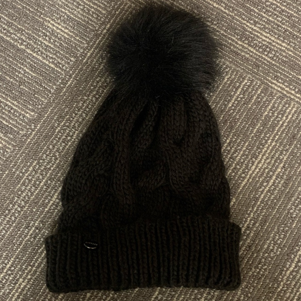 EXPRESS WARM WINTER KNIT POM POM HAT